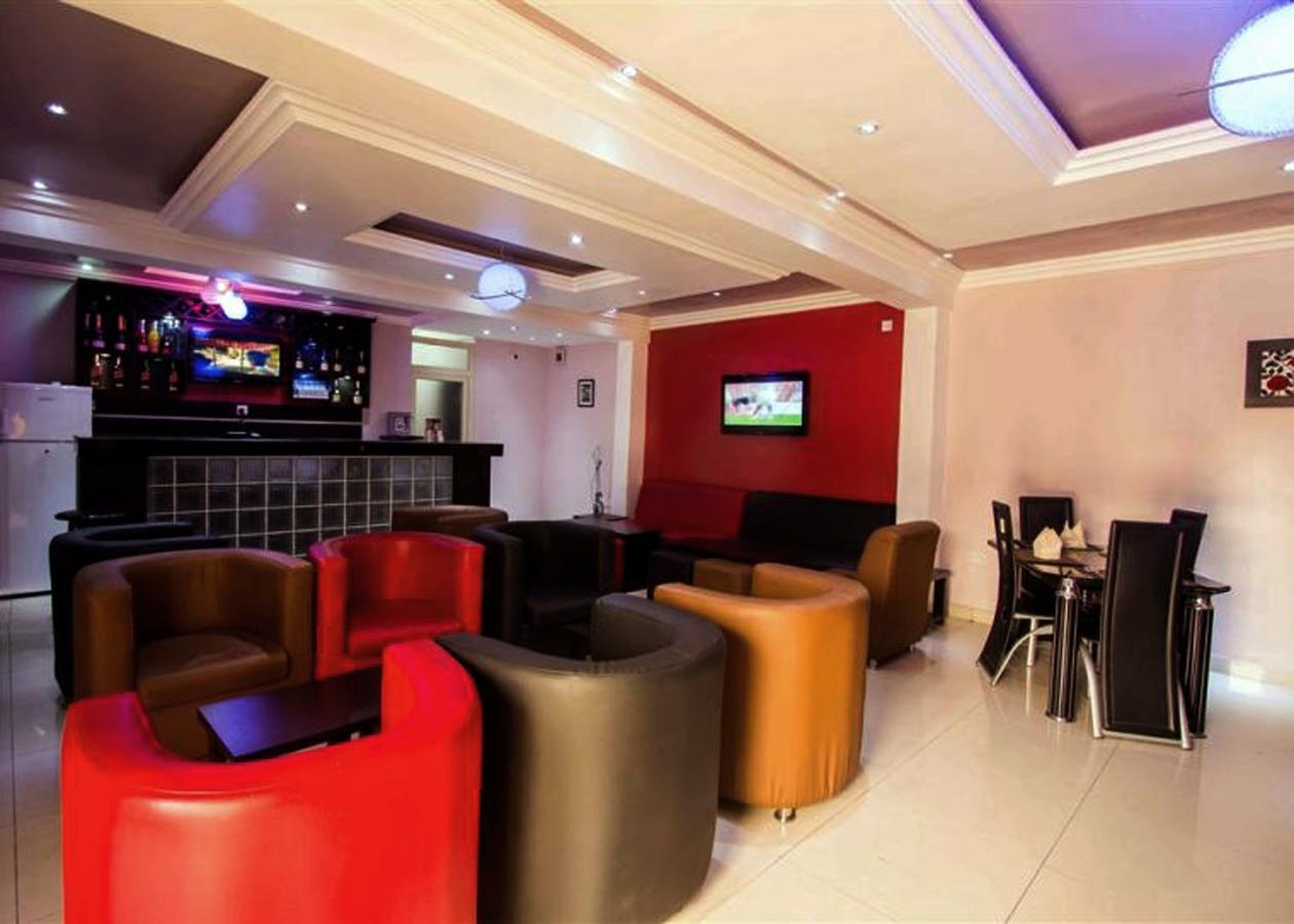 De Rigg Place - Alaka Estate, Surulere Lagos Exterior foto
